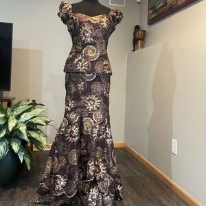 Elegant Floral Lace Skirt Set with Ruffled Sleeves

G7 0226